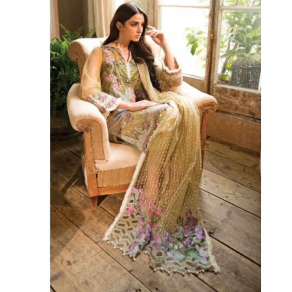 -Pakistani designer sobia nazir dress